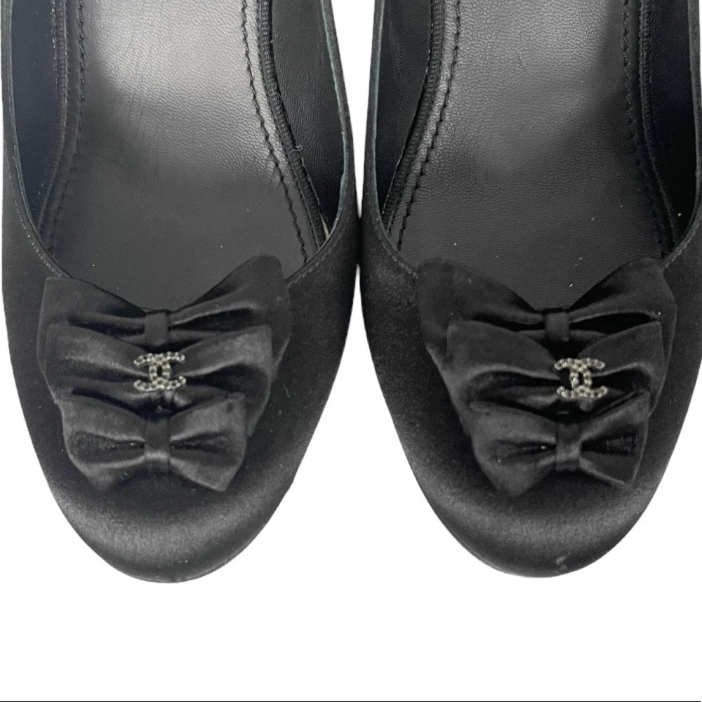 CHANEL Black Satin Bow Mid Heel Pump - Picture 12 of 16